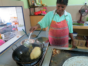 Indian-Food-Breakfast-Murugan-Kulai-Johor-Malaysia