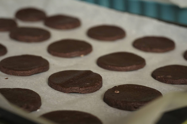 Bake the alfajores cookie halves