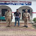 Ghazipur News: गैंगस्टर एक्ट के दो वांछित अपराधी तमंचा के साथ गिरफ्तार