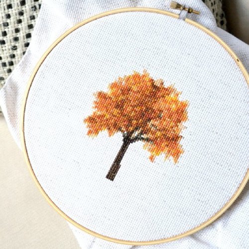 Fall Tree Cross Stitch - Free Pattern