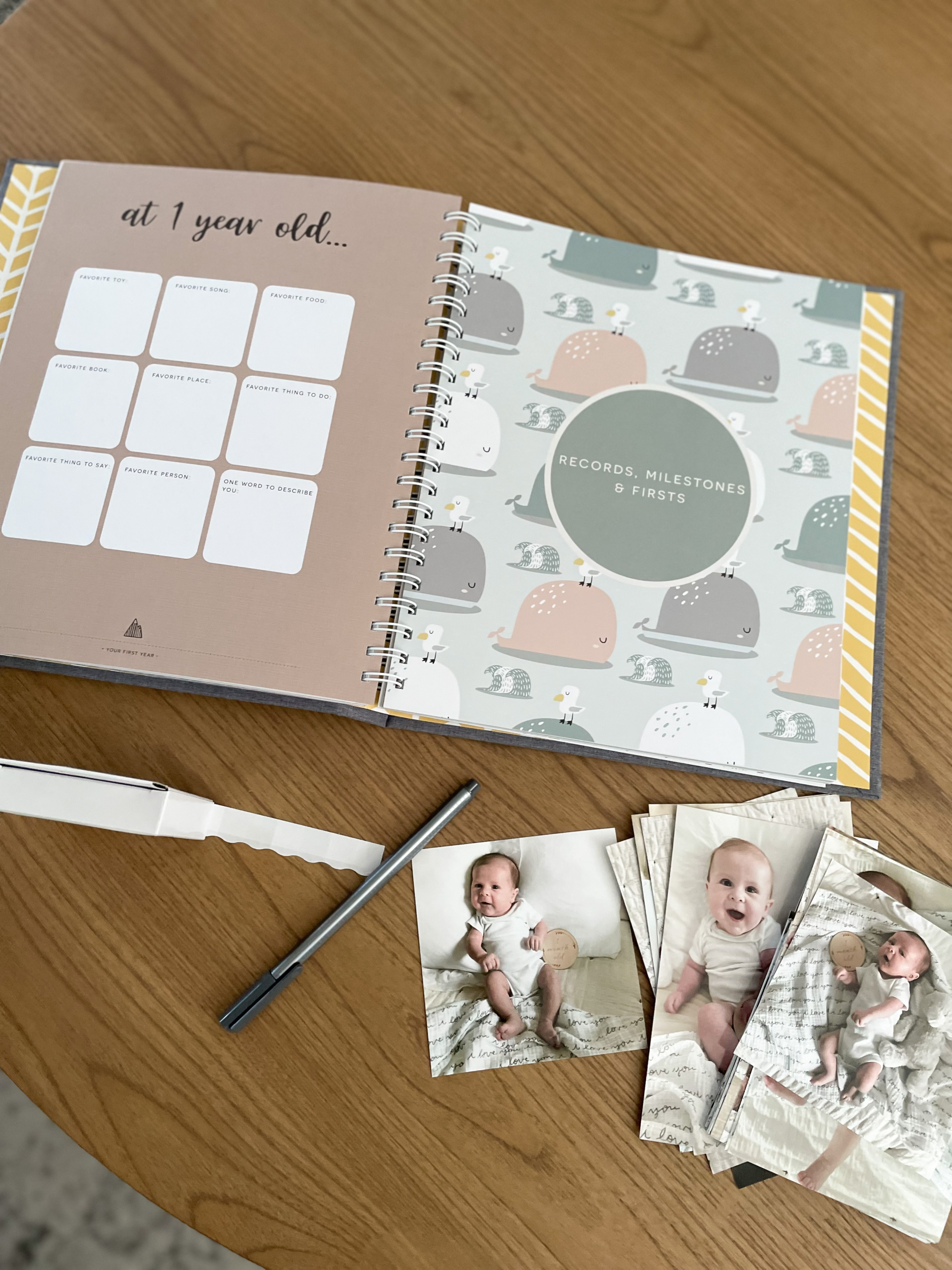 BABY BOOK TO SAVE MEMORIES AND KEEPSAKES FOR THOSE WHO LOVE TO SCRAPBOOK