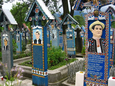 7 Makam Teraneh di Dunia