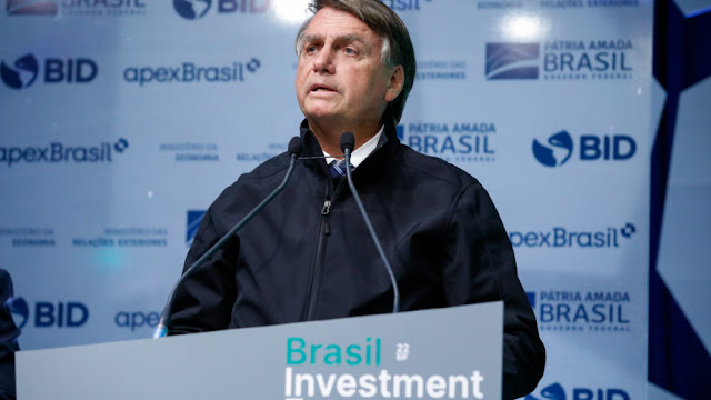 Vídeo: Bolsonaro admite fracasso e diz que não leva jeito para ser presidente