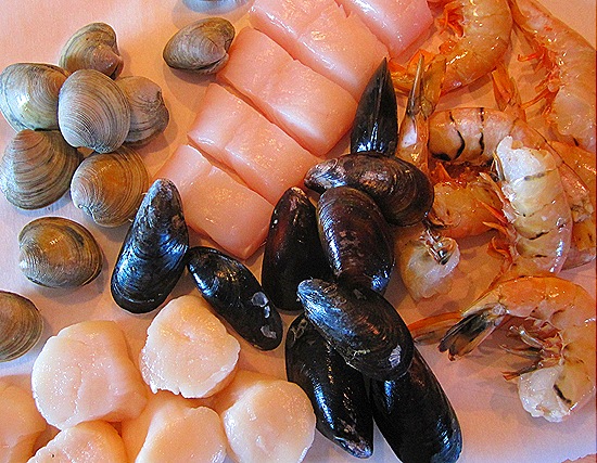 Clams, Mussels, Halibut, Scallops & Shrimp