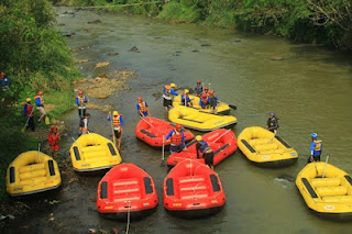 paket arung jeram, arung jeram bogor, arung jeram di bogor, paket arung jeram bogor, paket arung jeram di bogor