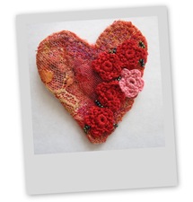 felt heart brooch