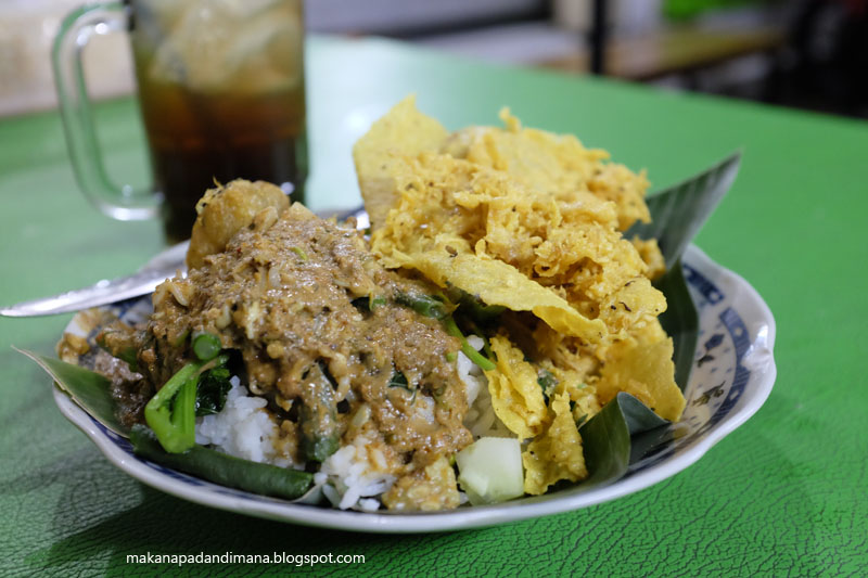  Nasi  Pecel Pincuk  Sambal Tumpang di Bali Makan apa dan 