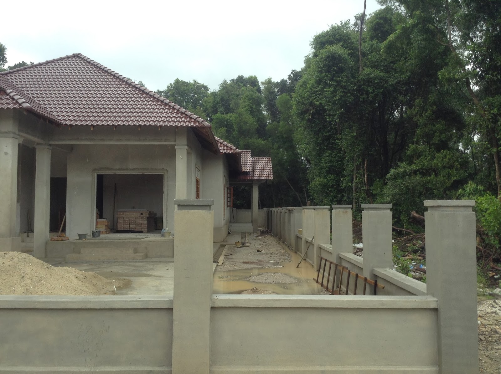 Kerja Kerja Membina Pagar Konkrit Membina Rumah Impian