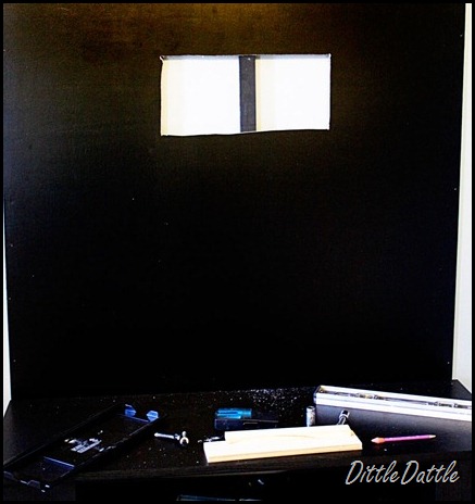 Flat-screen-code-hide-away