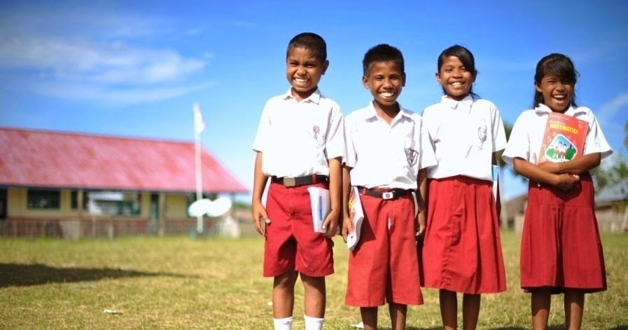 Pantun Tema Pendidikan Anak Sekolah Terbaik