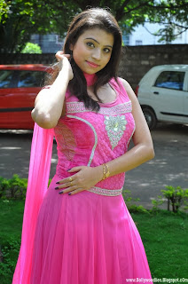 Priyanka Latest Photoshoot For Adi Lekka Movie