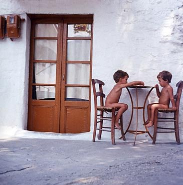 Η χώρα και ο χώρος που λέγεται Ελλάς