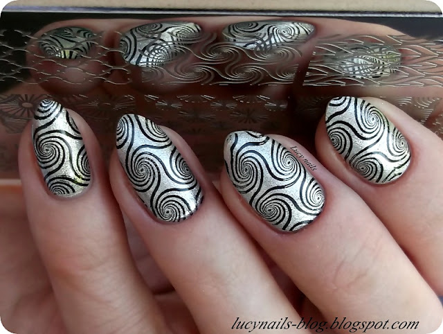 stamping_nails