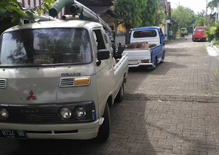 mobil sedot wc