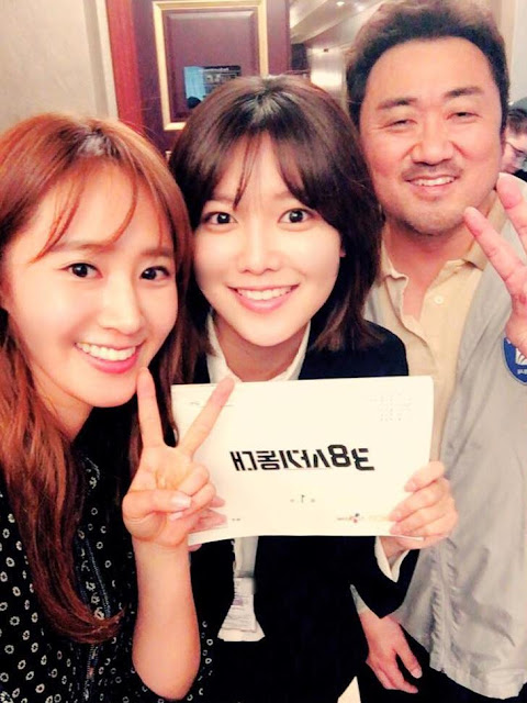 SNSD Yuri and SooYoung at SQUAD 38 set