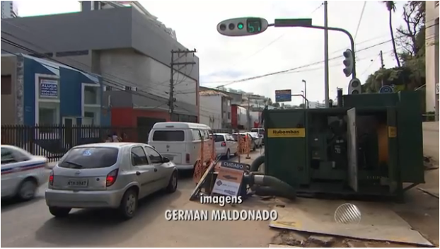 Trânsito complicado no trecho da Rua da Paciência