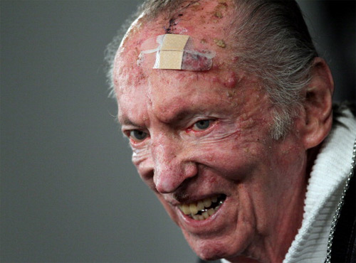 RIP al davis - al davis vampire The Oakland Raiders owner