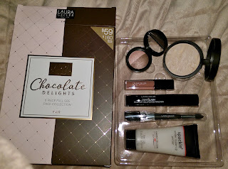 haul CHOCOLATE DELIGHTS primer, eyeshadow duo, lipgloss, dual-ended brush, mascara, foundation