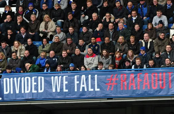 Anti-Rafa Benítez banners on display at Stamford Bridge