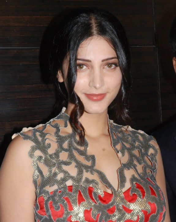 Shruti Hassan, Tollywood, Bolly South, Bollywood, Kollywood, Telugu, Tamil, Hot, Indian Celebs, Celebs