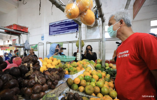 Harga bahan pokok, stok pangan jateng, nataru jateng, ganjar pranowo, operasi pasar