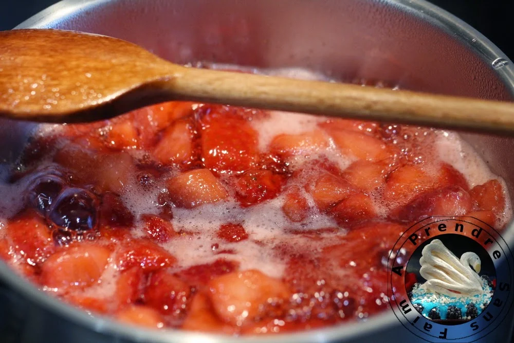 Coulis gélifié de fruits (pas à pas en photos)