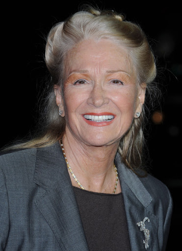 Diane-Ladd-Hot-Bikini-Image-Gallery