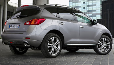 2011 Nissan Murano Diesel Rear Angle View