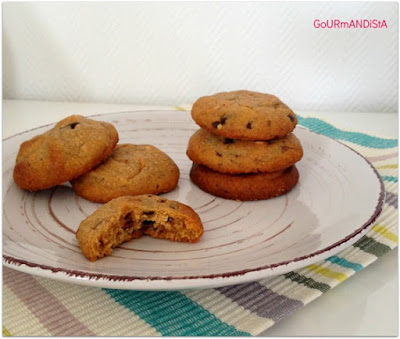 image-Cookies moelleux au beurre de cacahuètes et pépites de chocolat