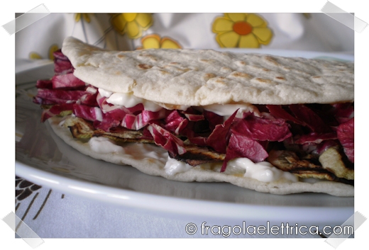 Piadina con Melanzane, Radicchio e Formaggio