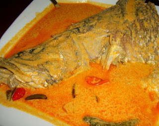 Gulai Kepala Ikan (Fish Head Curry)