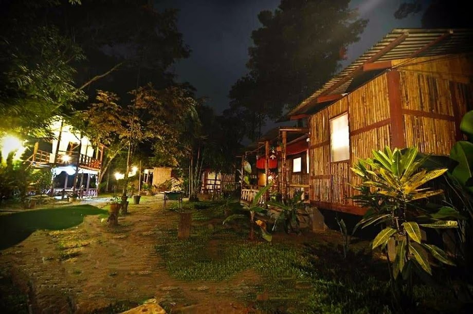 Resort Tepi Sungai Yang Tenang Dan Nyaman Di Hulu Langat ...
