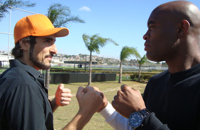 Anderson Silva no “Legendários”. Imagem: Reprodução.