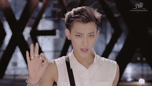 EXO Growl Tao 