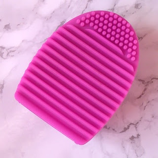 Brush Scrubber