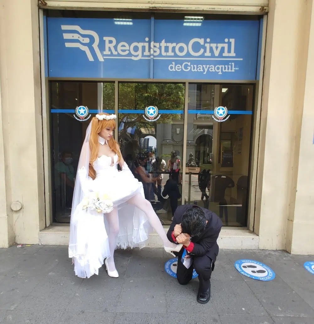 Evangelion: Garota que Casou Vestida de Asuka Viralizou