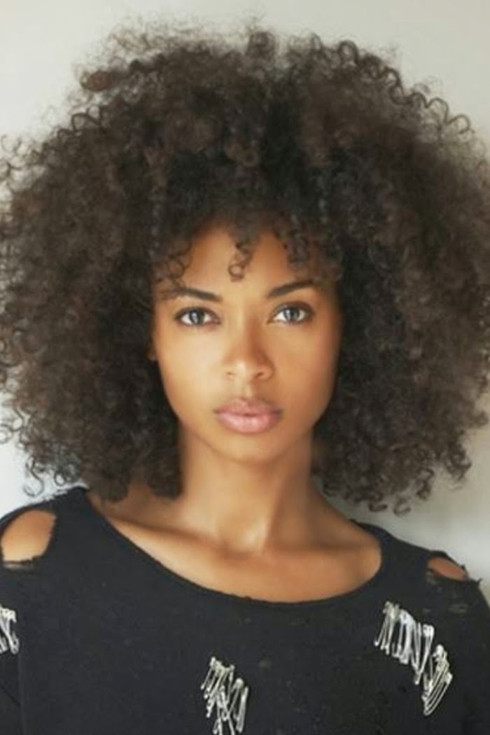 http://shop.wigsbuy.com/product/150-Density-Beautiful-Long-Afro-Curly-Hairstyle-Capless-Wig-Synthetic-Hair-About-18-Inches-10783316.html