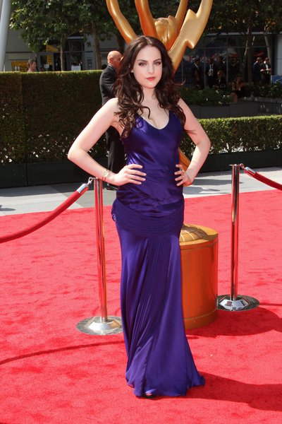 Elizabeth Gillies 2011 Primetime Creative Arts Emmy Awards