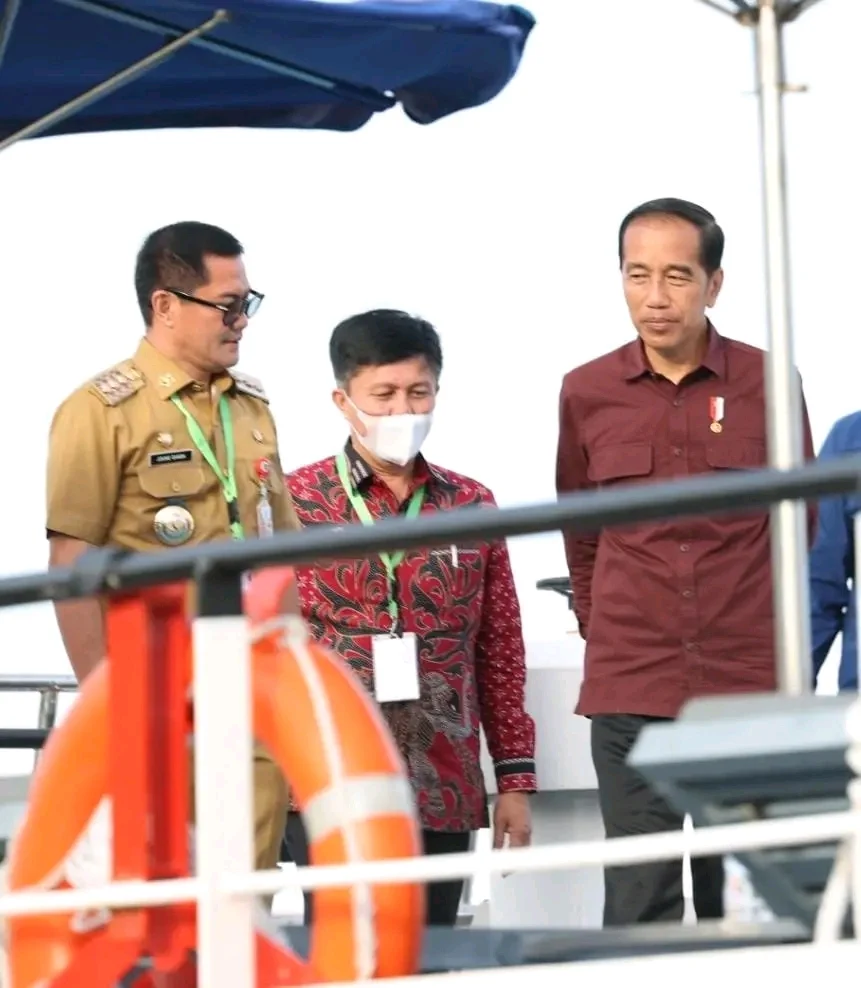 #jokowi, #minahasautara