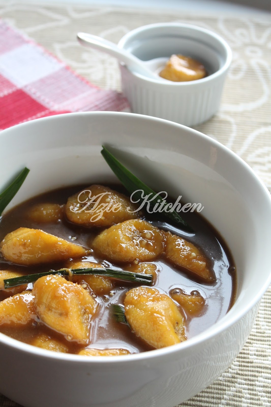 Pengat Pisang Raja dengan Sagu - Azie Kitchen