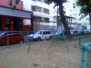 Quem cuida da praça na Rua Fonte do Boi?