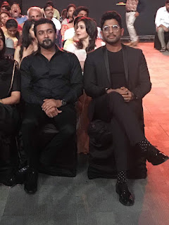 Surya with Allu Arjun in Filmfare 2017