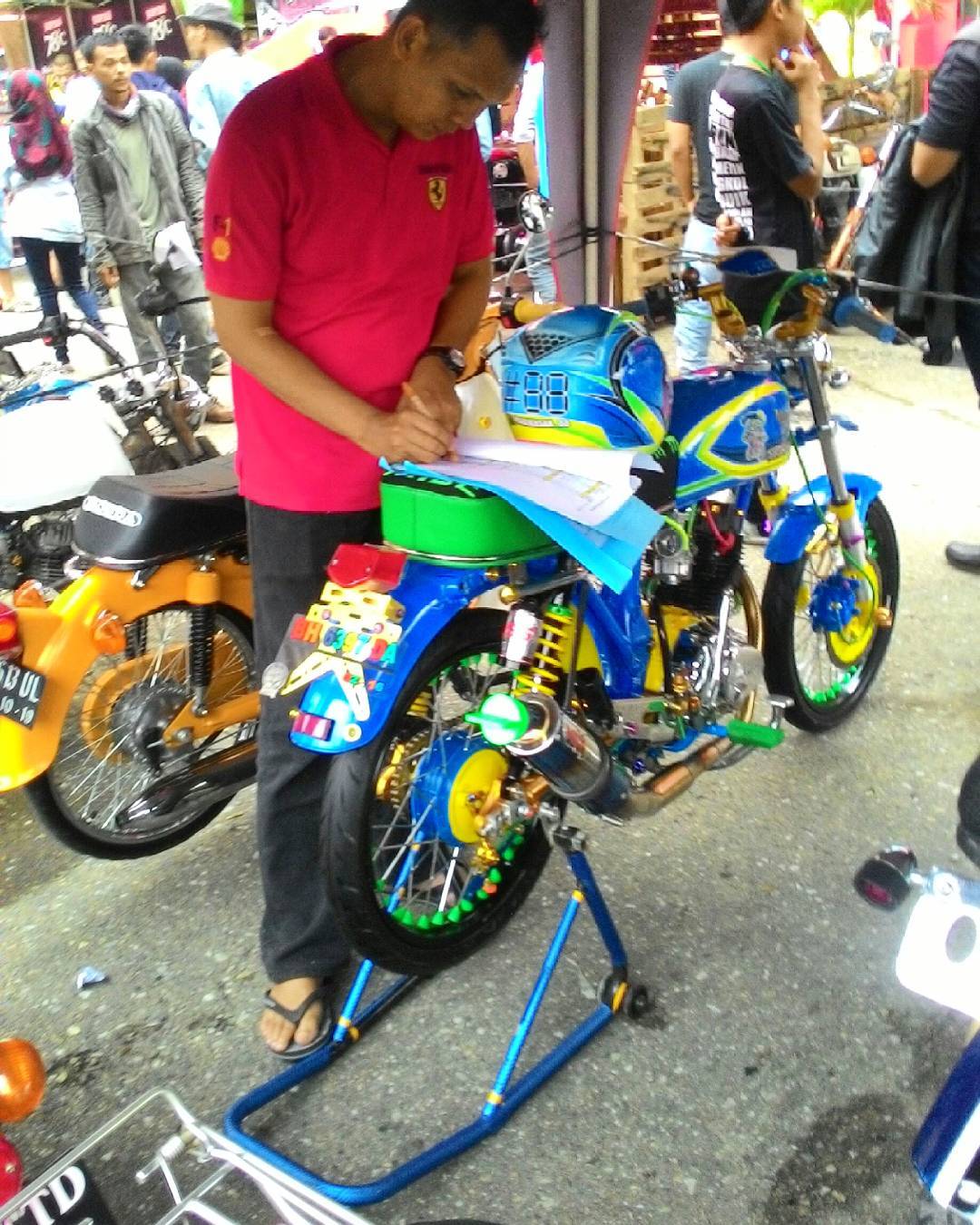 Motor Lelaki Kumpulan 30 Foto Modifikasi CB Kontes Indonesia