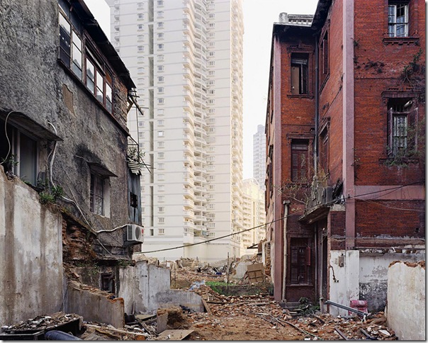 Sze Tsung Leong_Beizhuanzi II, Siming District, Xiamen, 2004