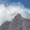 Cara BPPTKG Mengukur Kecepatan Wedhus Gembel dan Magma Gunung Merapi 