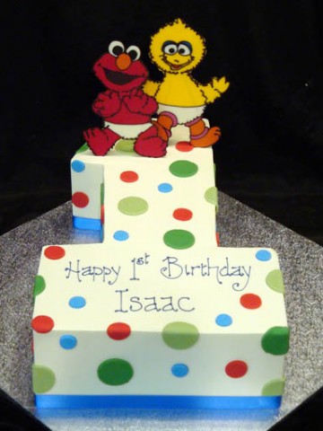 Sesame Street Birthday Cakes on Colorful Spotted First Birthday Cake With Sesame Street Characters Big