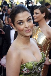 aishwarya-rai-hot-show854121