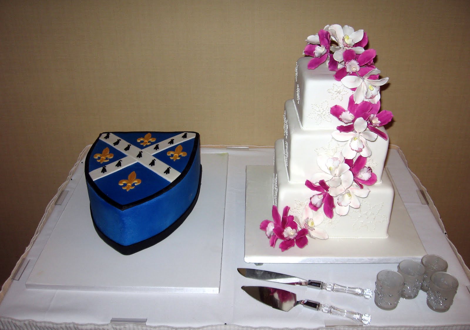 blog publix wedding cake publix wedding cakepaper lanterns centerpieces 