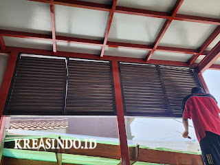 Kisi-kisi Aluminium anti tampias terpasang di Rumah Bpk Sudirja di Perum Permata Depok