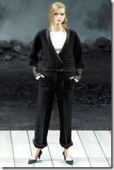 Chanel Ready-To-Wear Fall 2011 Runway Photos 46